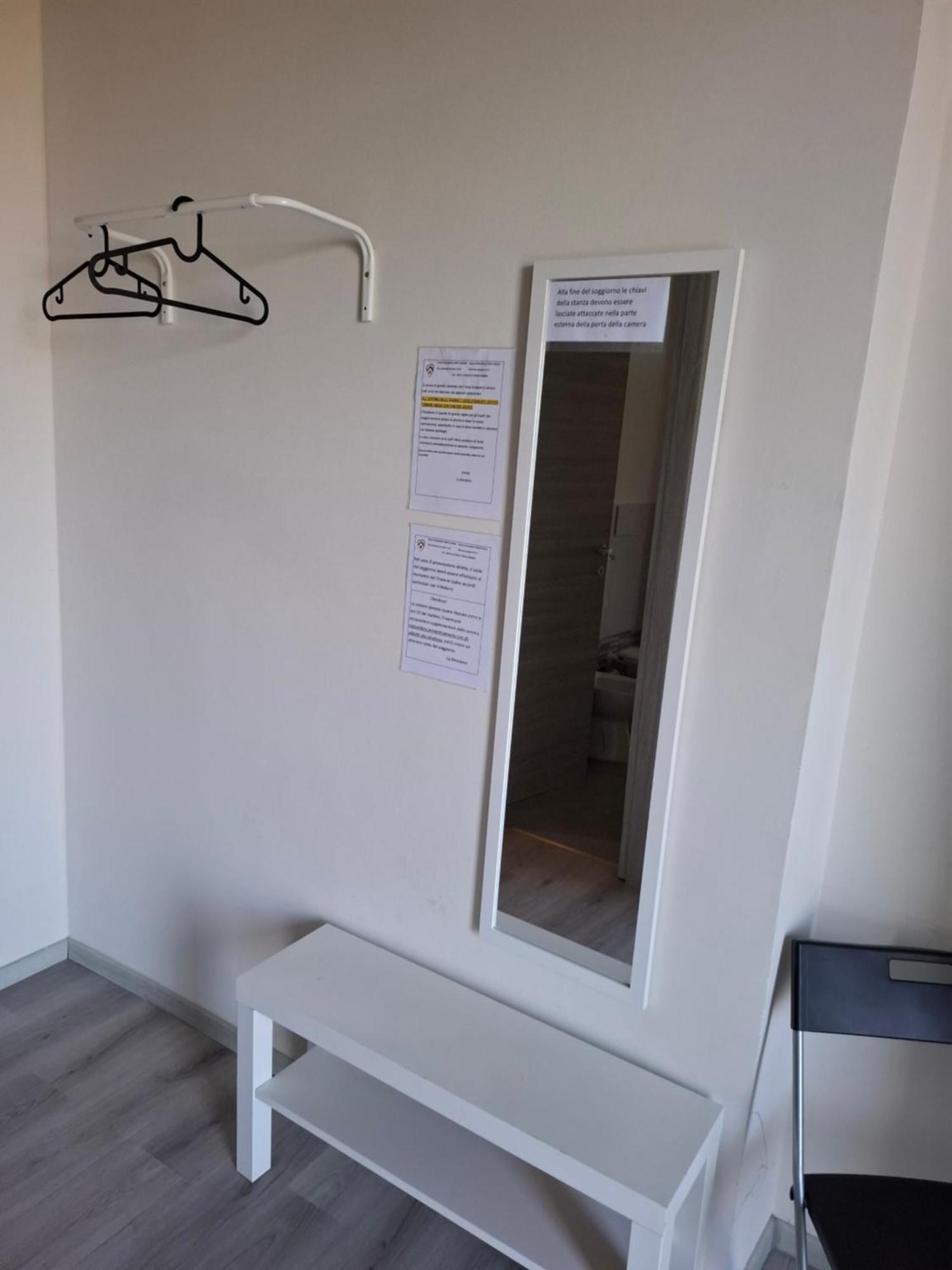 Fare Bnb - Room Del Parco Reggio nell'Emilia Exterior foto